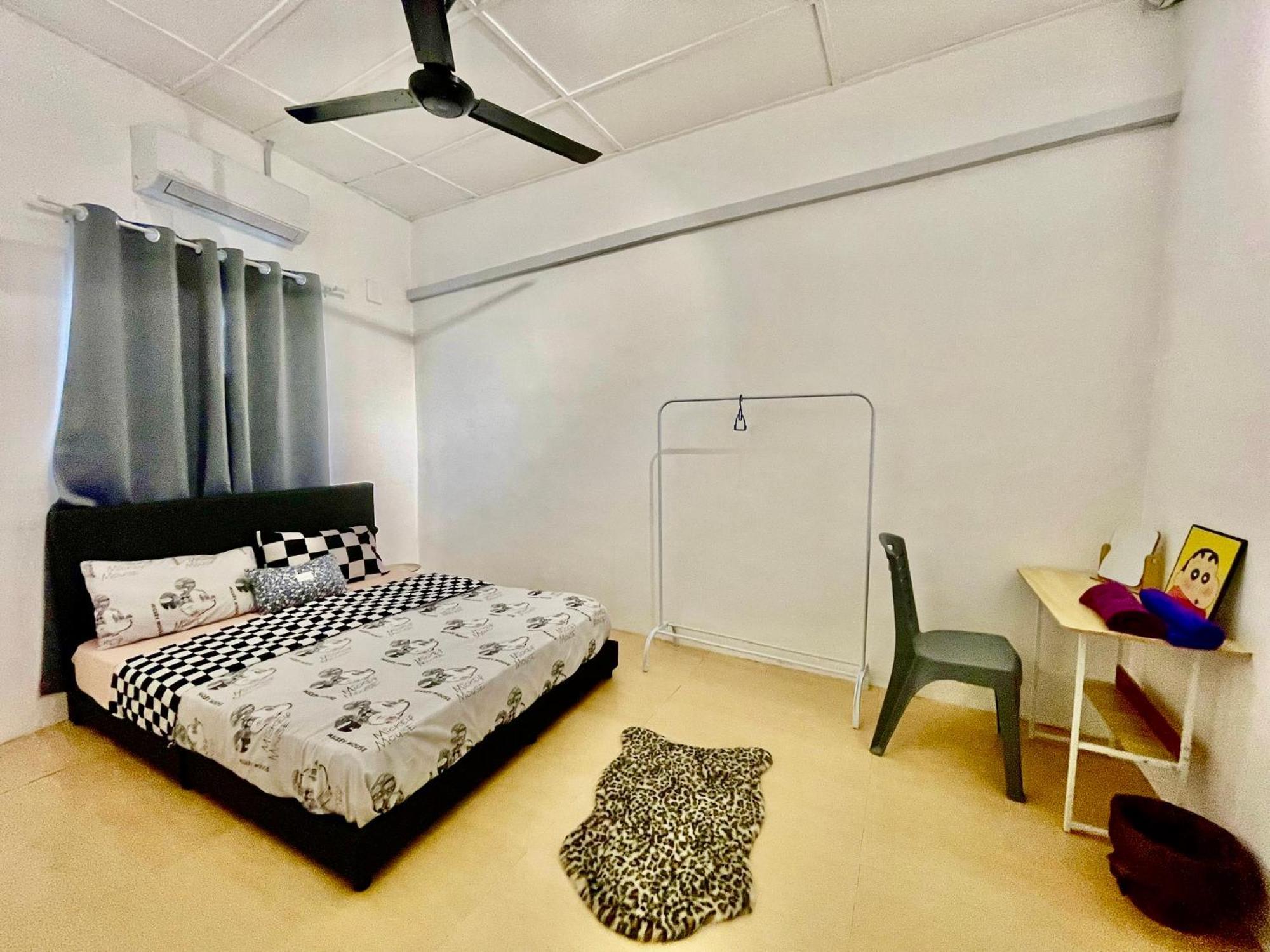 Cozy10Perwira#6Pax#Netflix#Neariconcity&Iconicpoint Villa Simpang Ampat  Exterior photo